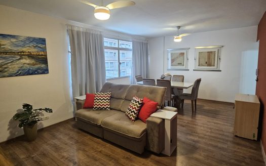 Prédio  fte mar , 2 dorms, 2 vagas, depe empregada, lazer Embare